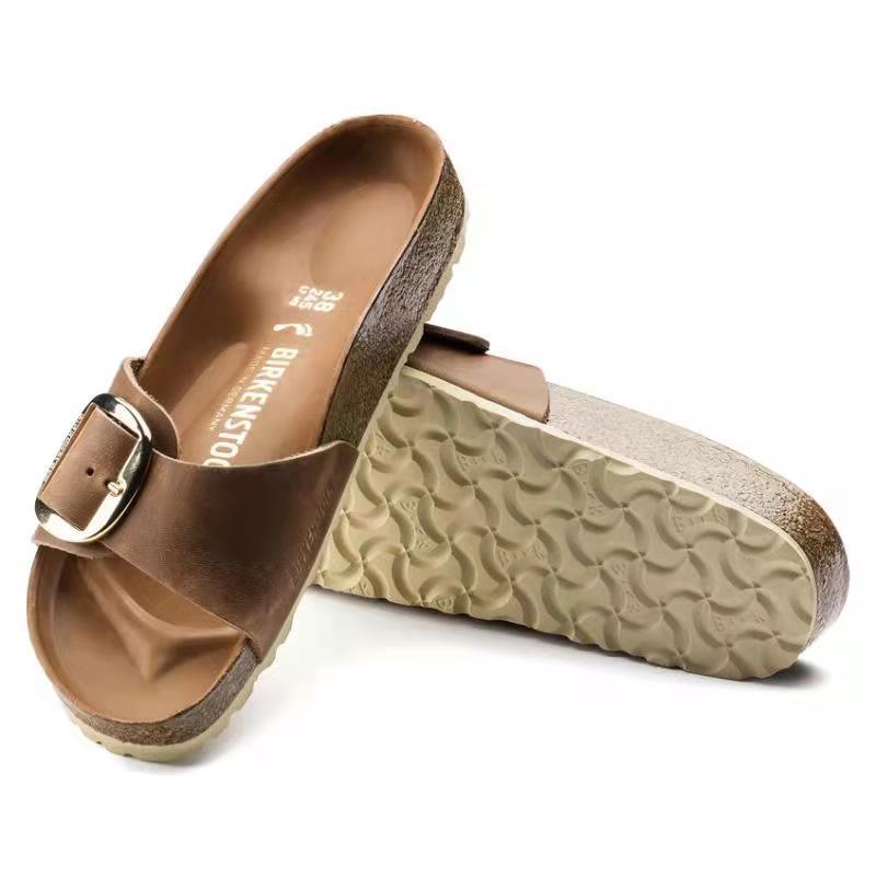 Brown,4