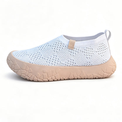  White,5